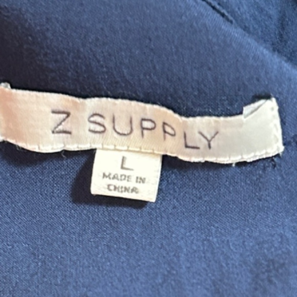 Z Supply Navy Short Sleeve Relaxed Button Up Shirt Size L - Picture 5 of 7